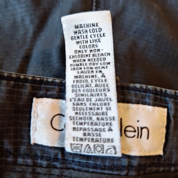 Calvin Klein Shorts Men’s Size 38 Blue Squares 100% Cotton Flat Front Pockets - Picture 9 of 10